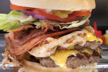 Sandee's burger